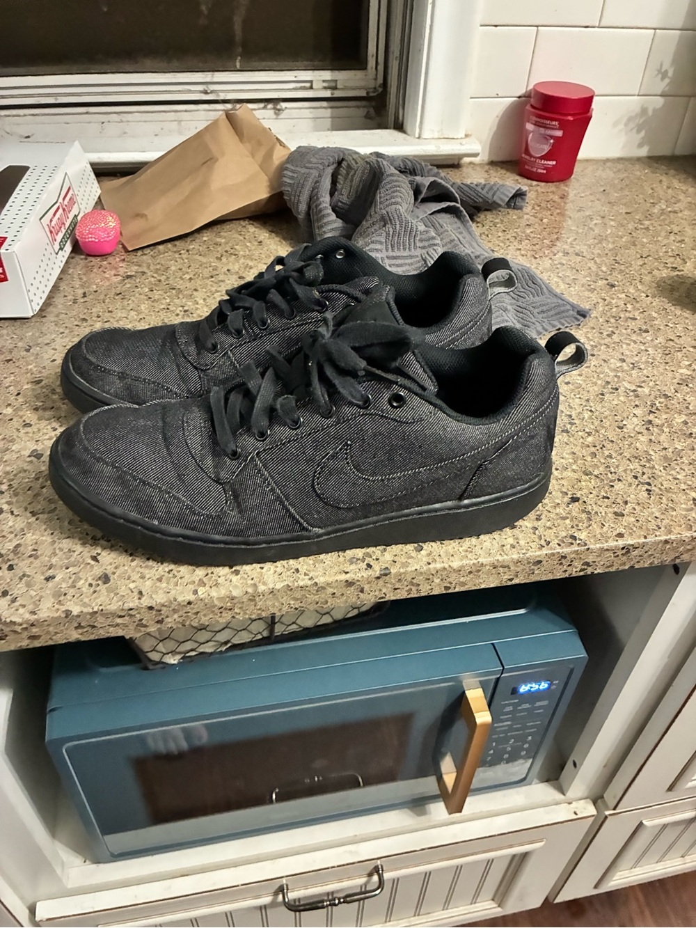 Nike Men's Charcoal Black Low-Top Sneakers